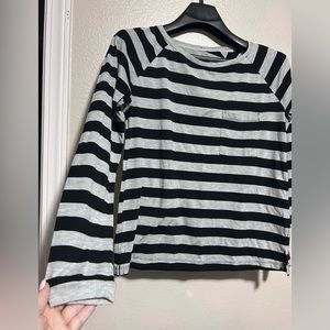 Faded glory black and grey striped long sleeve top- size l(12/14)